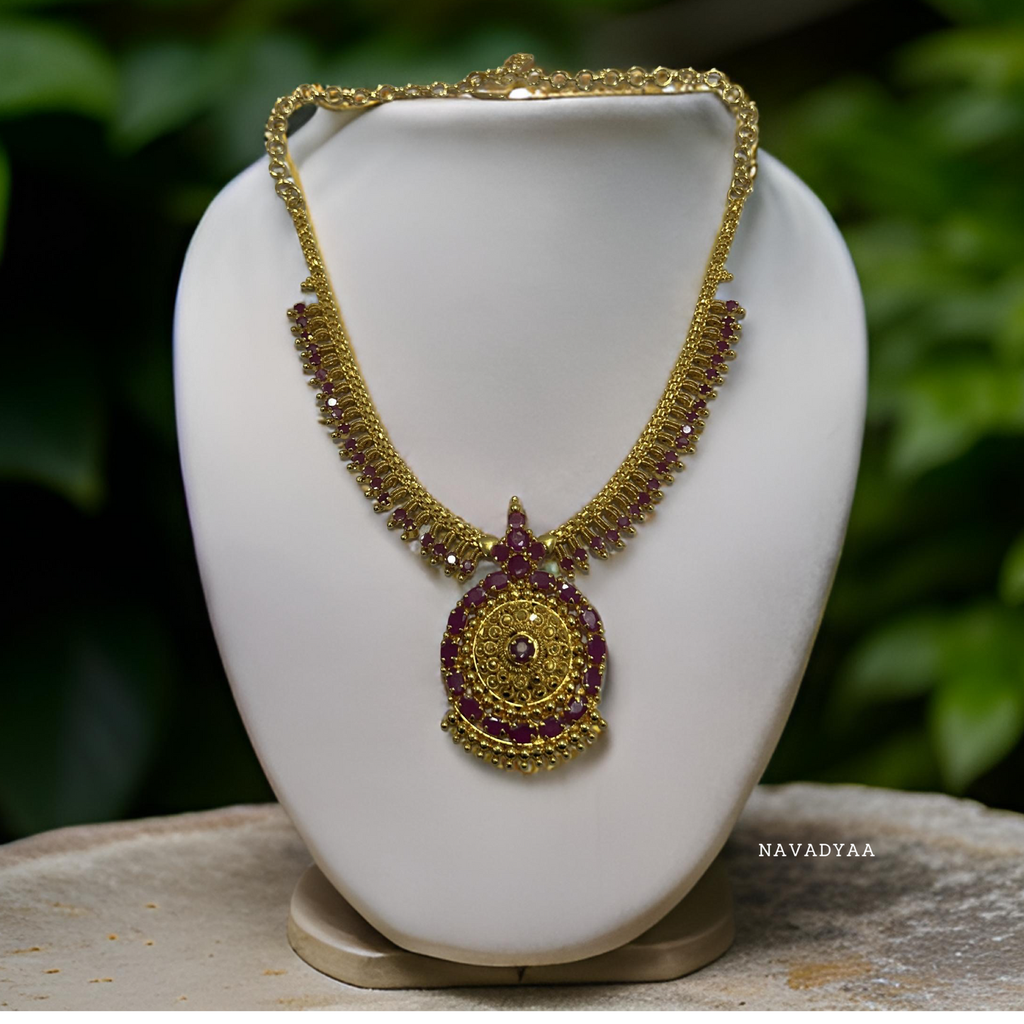 Gold Plated Pink Stone Short Necklace Set N0031